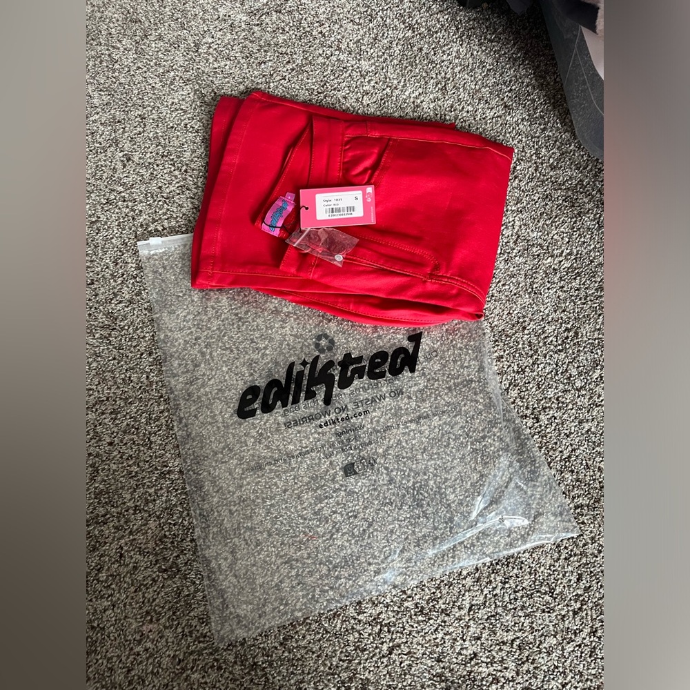 Edikted red pants, size small. :)